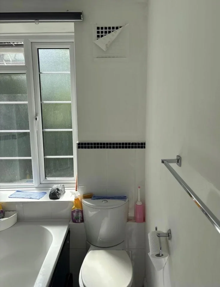 Flat Wyke Road in Greater London
