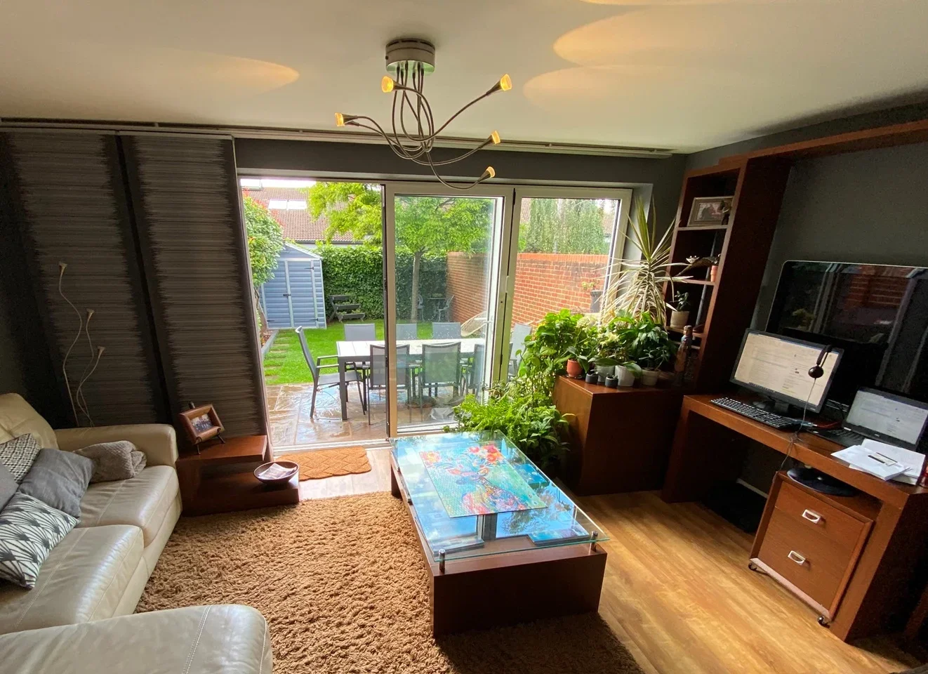 House Chandlers Close in Elmbridge