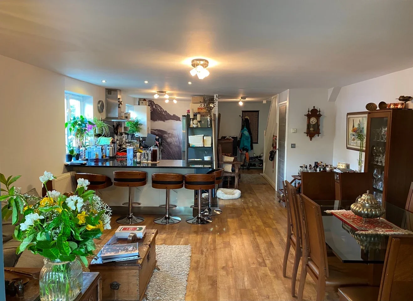 House Chandlers Close in Elmbridge