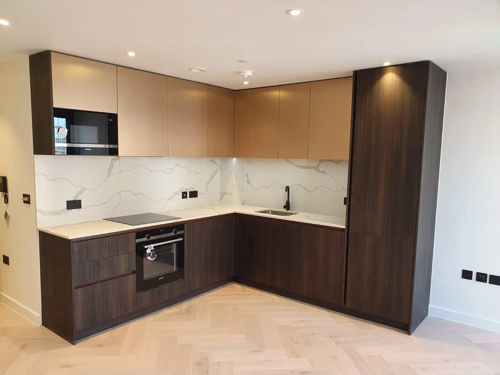 Flat Elia Street in Greater London