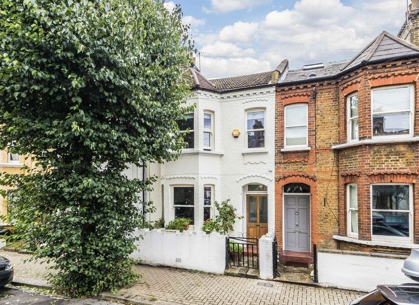 House Ingelow Road in Greater London