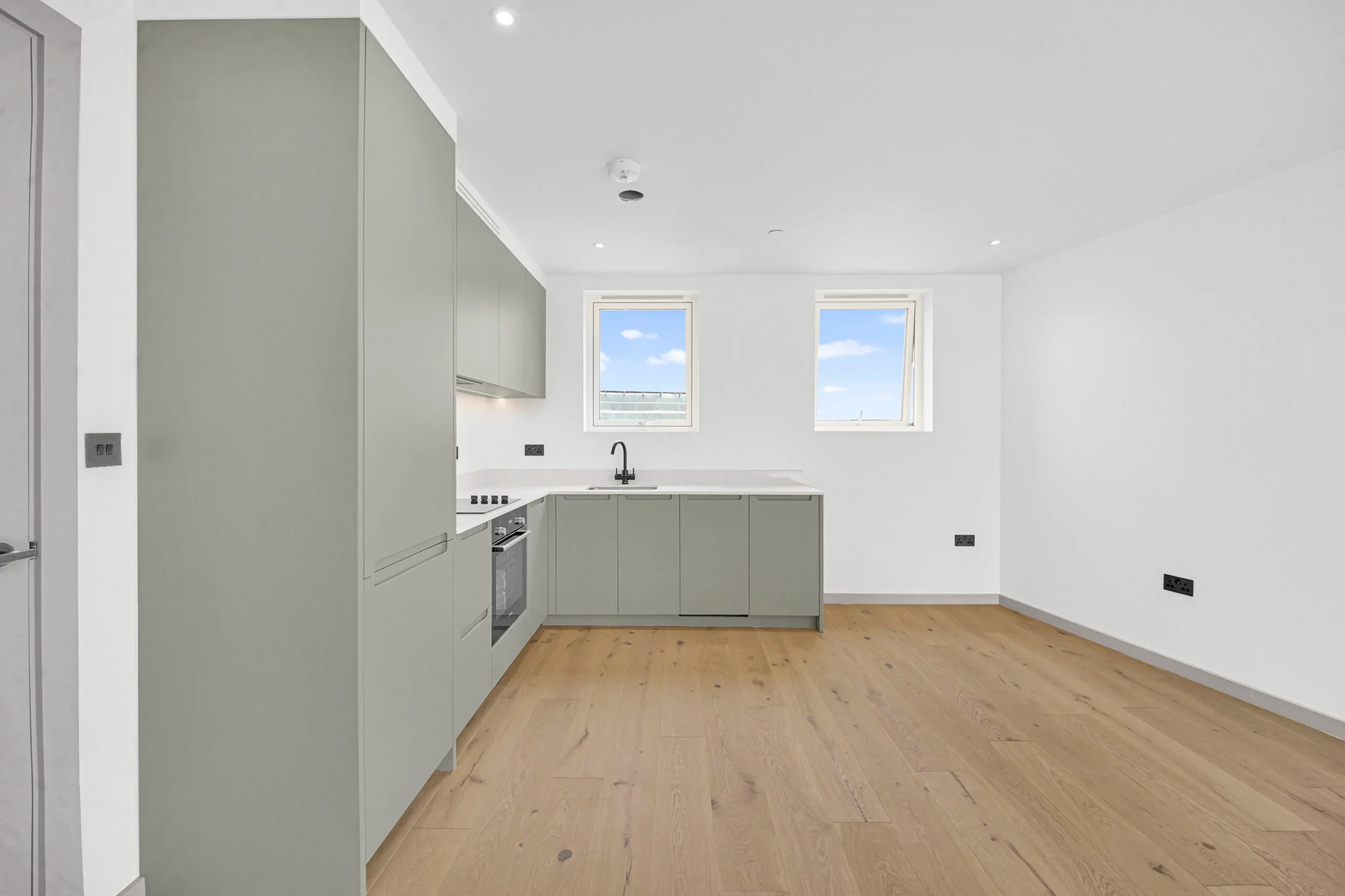 Flat Cranbrook Mews in Greater London