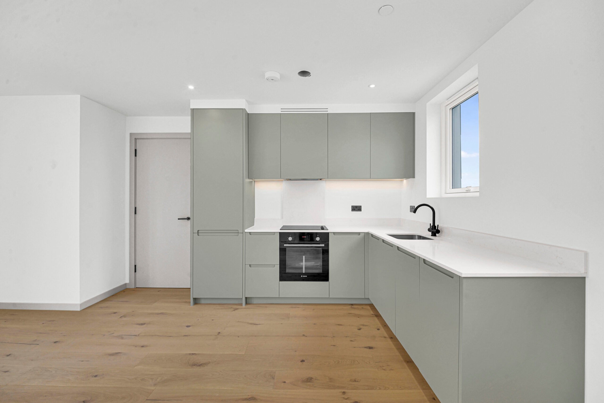 Flat Cranbrook Mews in Greater London