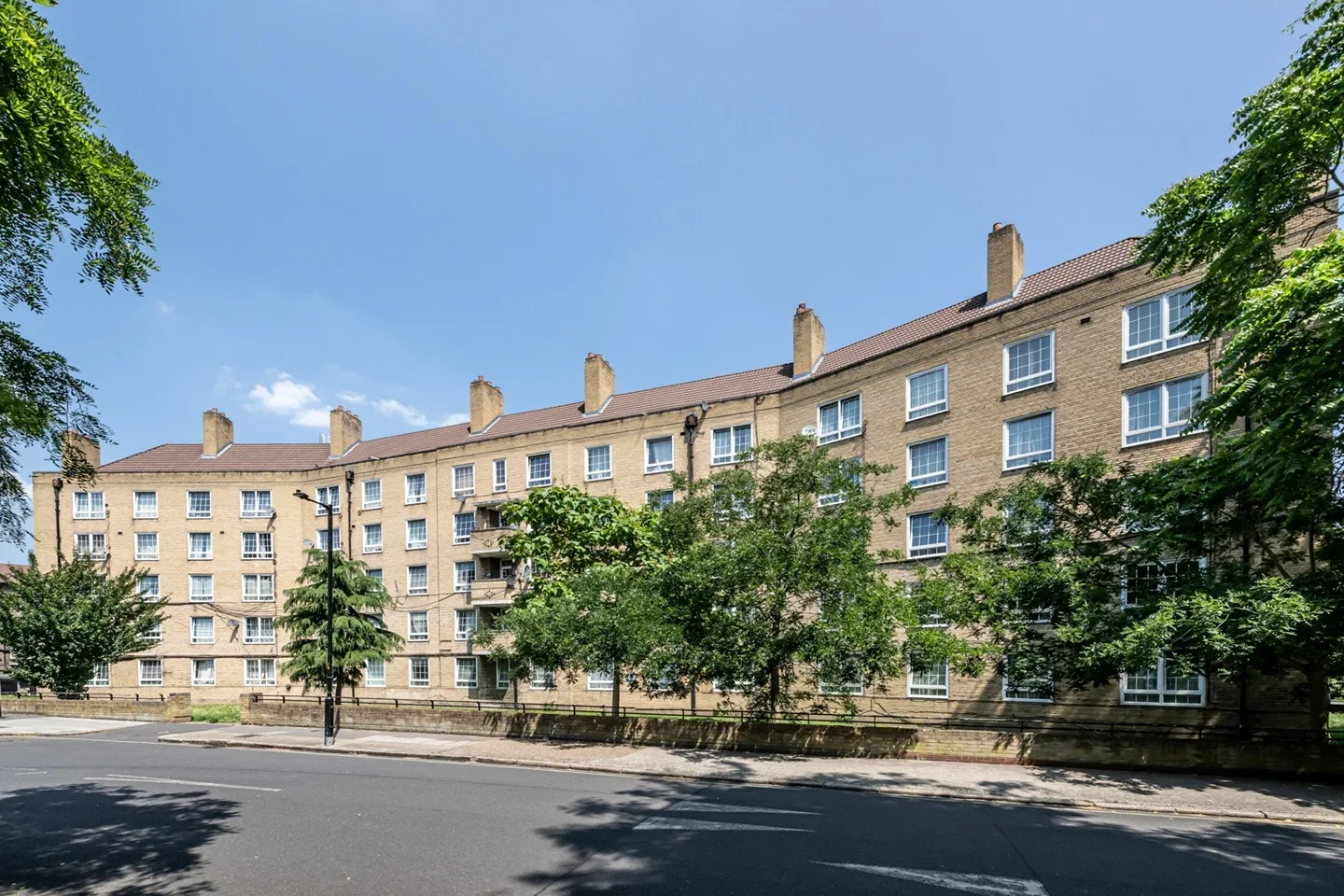 Flat Law Street in Greater London