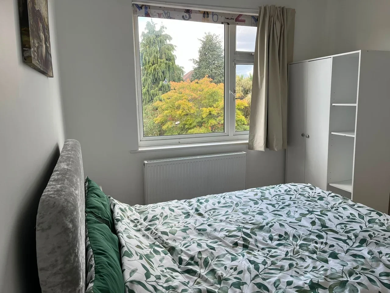 Room Cottimore Crescent in Elmbridge