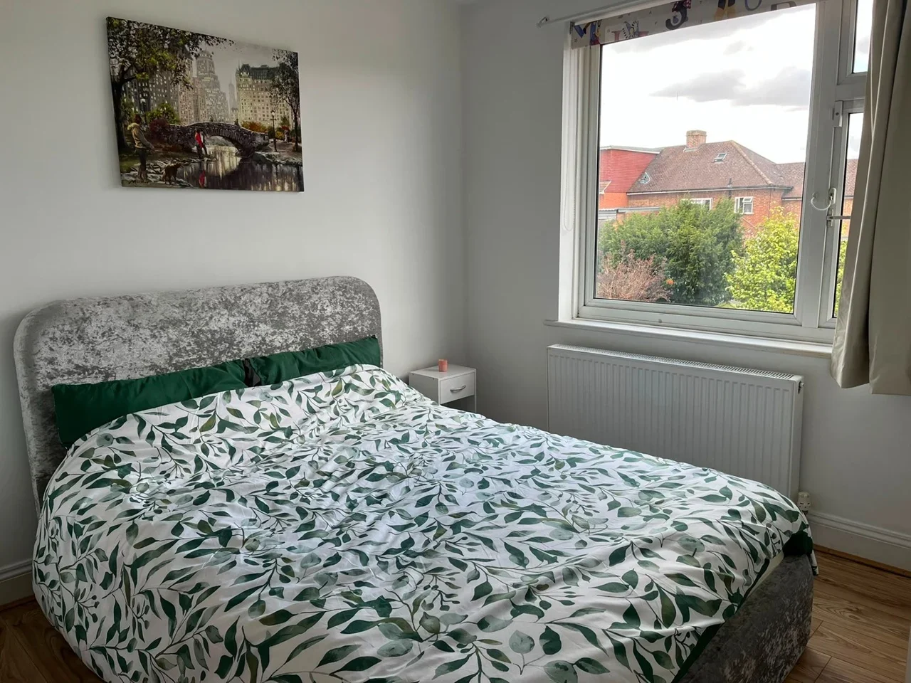 Room Cottimore Crescent in Elmbridge