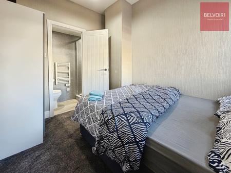 Room Neville Street in Cleethorpes