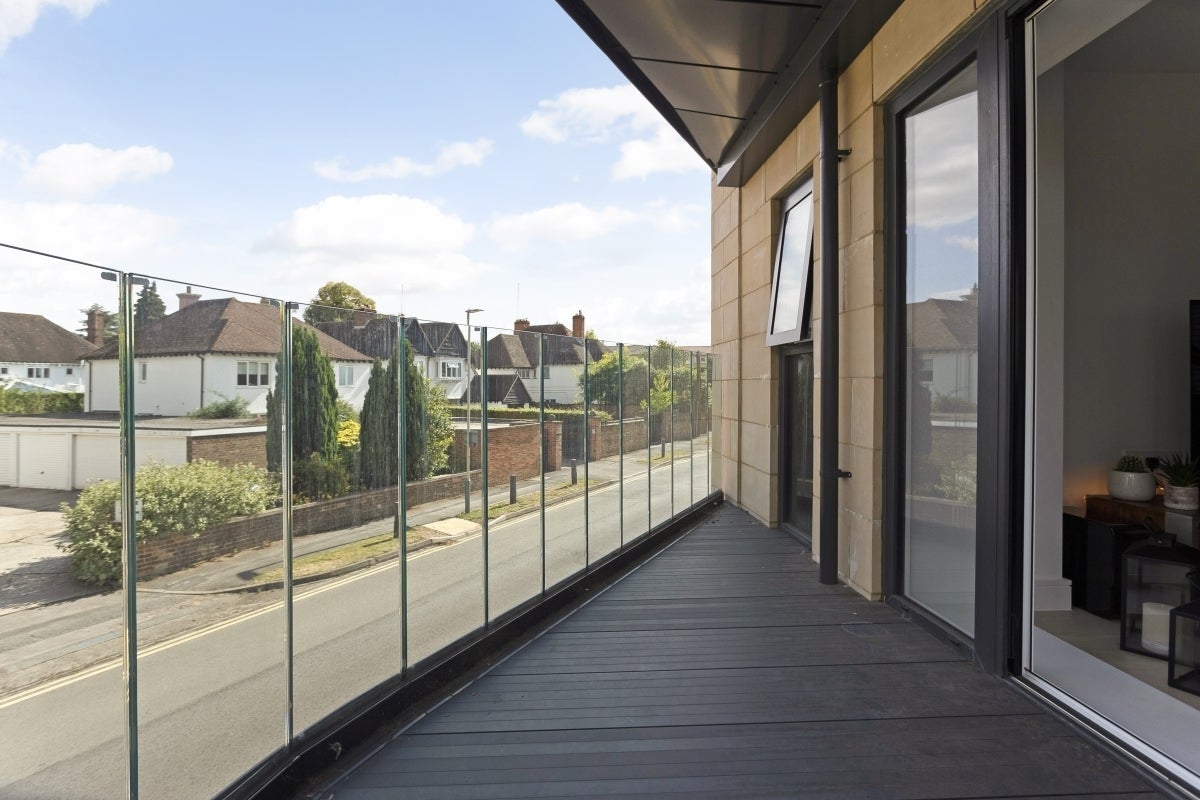Flat Lansdown Road in Cheltenham