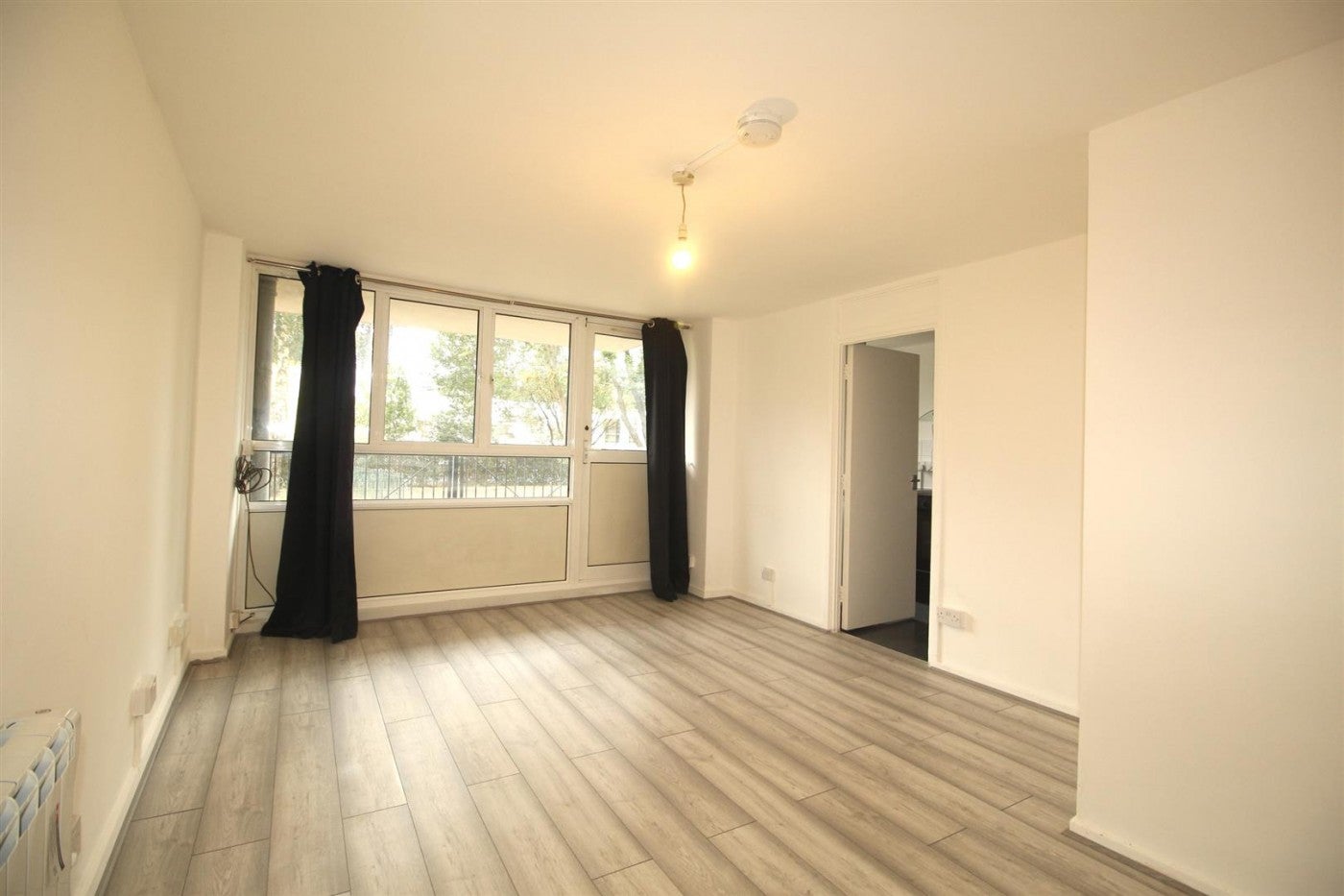 Flat Ayley Croft in Greater London