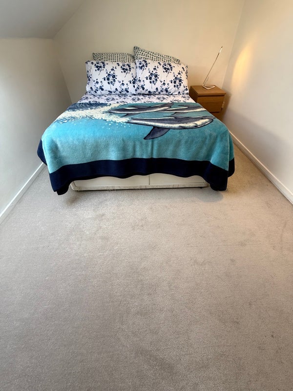 Room Ballater Road in Greater London