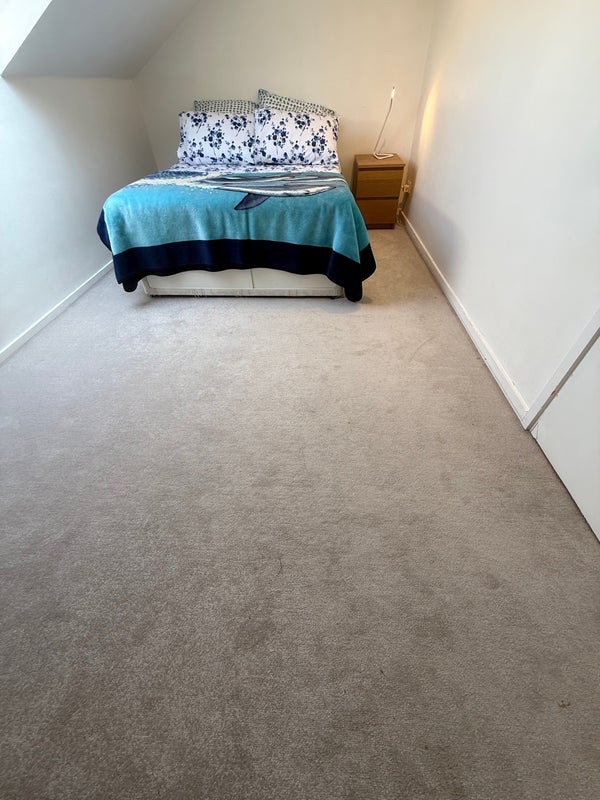 Room Ballater Road in Greater London