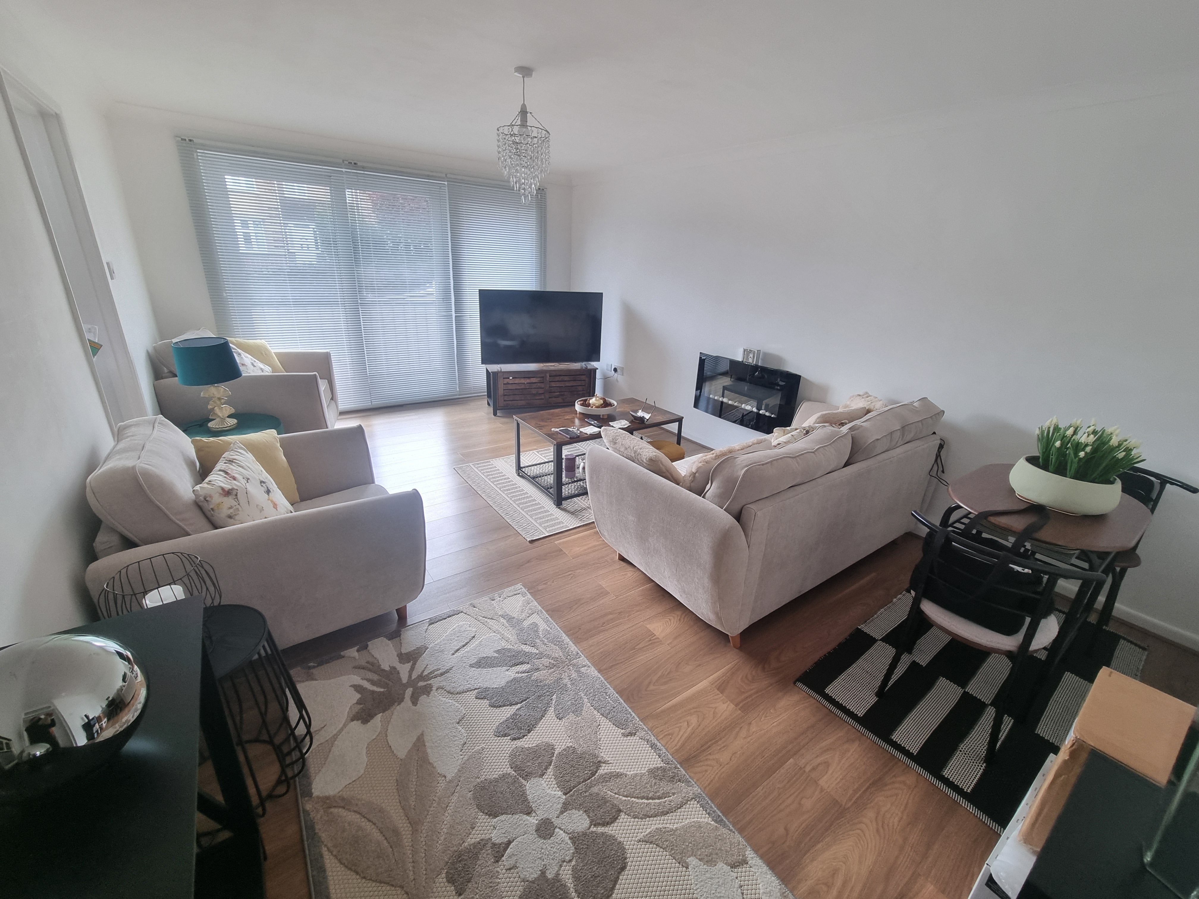 Flat Manor Road in Weston-super-Mare