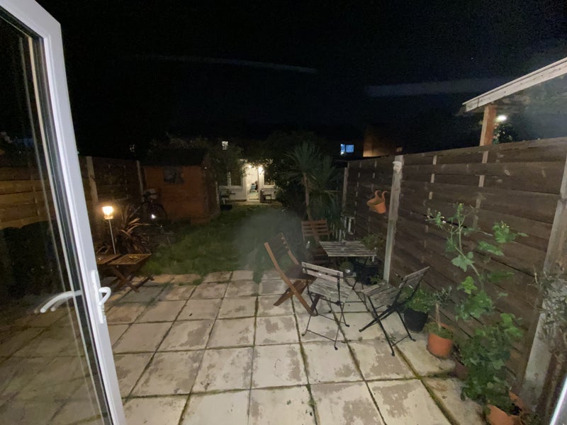 Flat Gloucester Road in Greater London