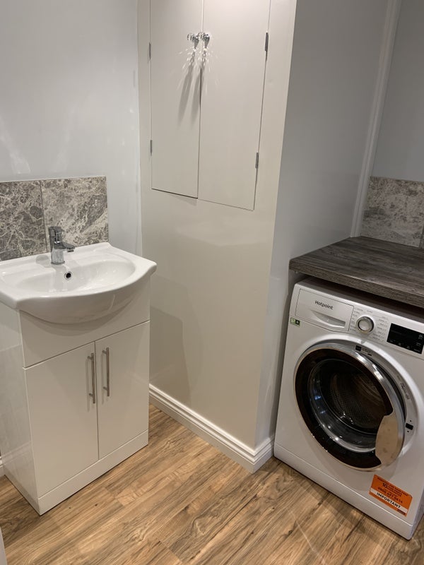 Flat Westwood Avenue in Ferndown