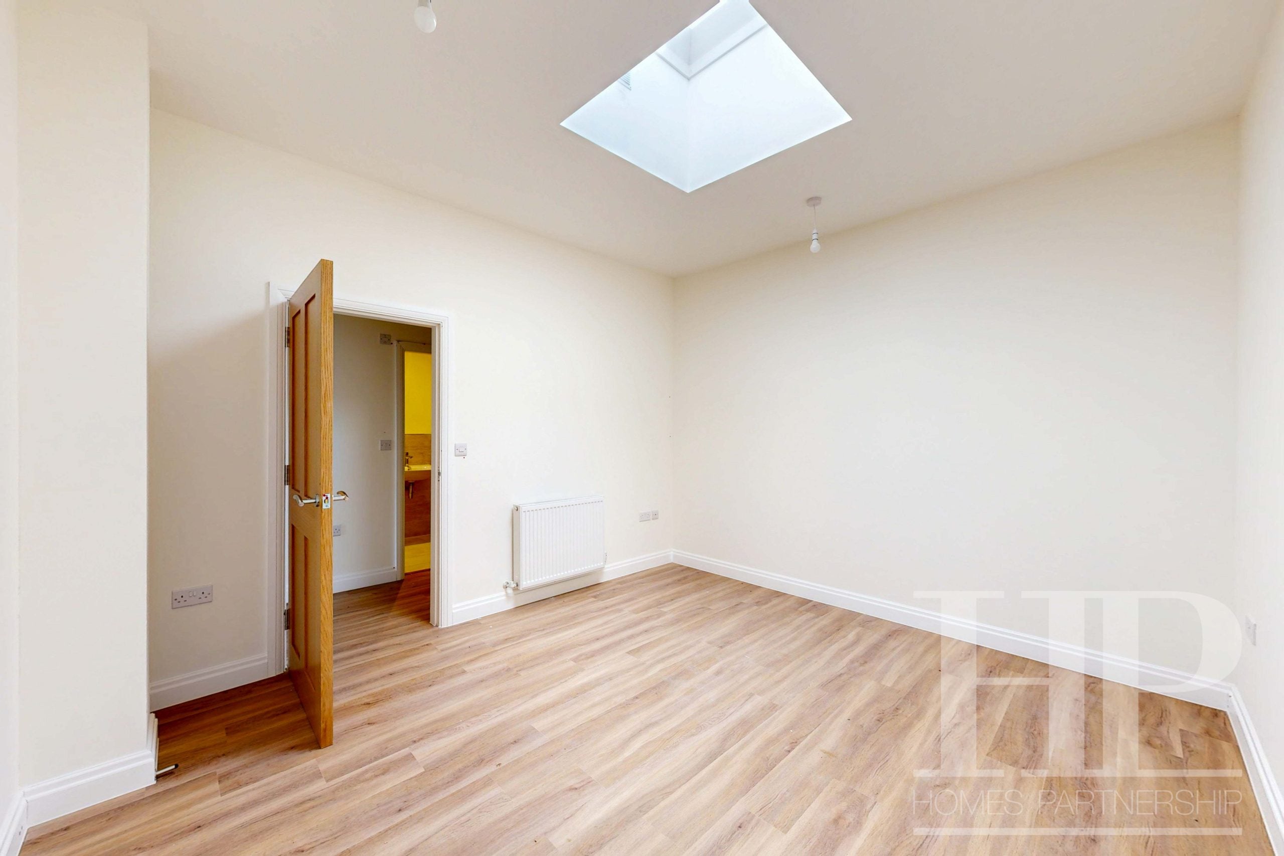 Flat Brantridge Park Drive in Mid Sussex