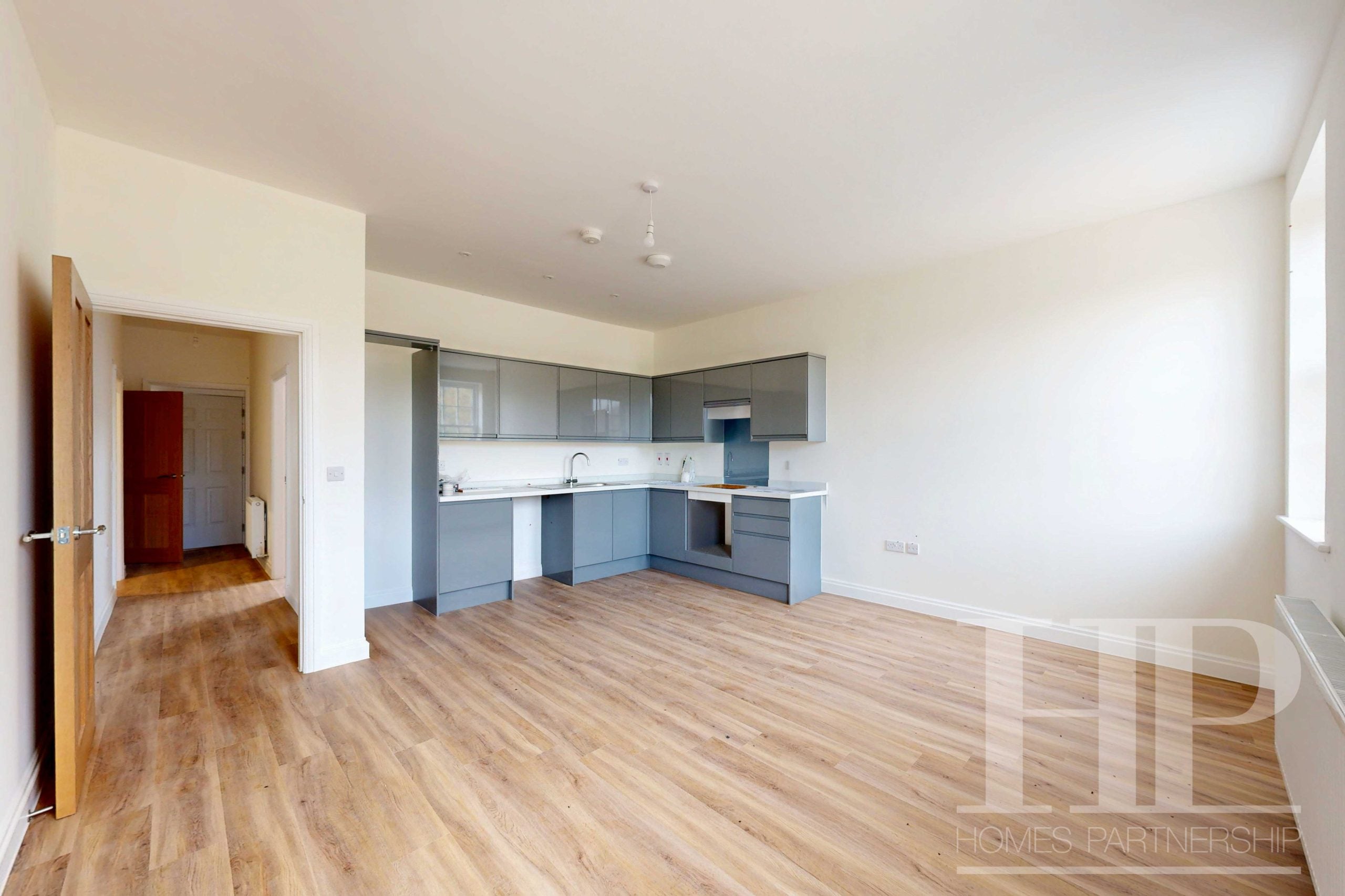 Flat Brantridge Park Drive in Mid Sussex