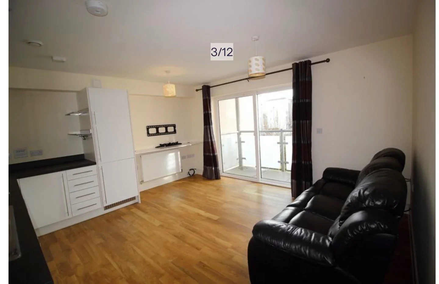 Flat Canalside in Reigate and Banstead