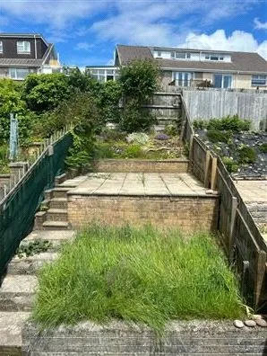 House Hillside View in Pontypridd
