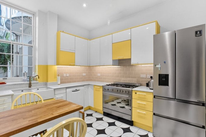 Flat Gloucester Square in London