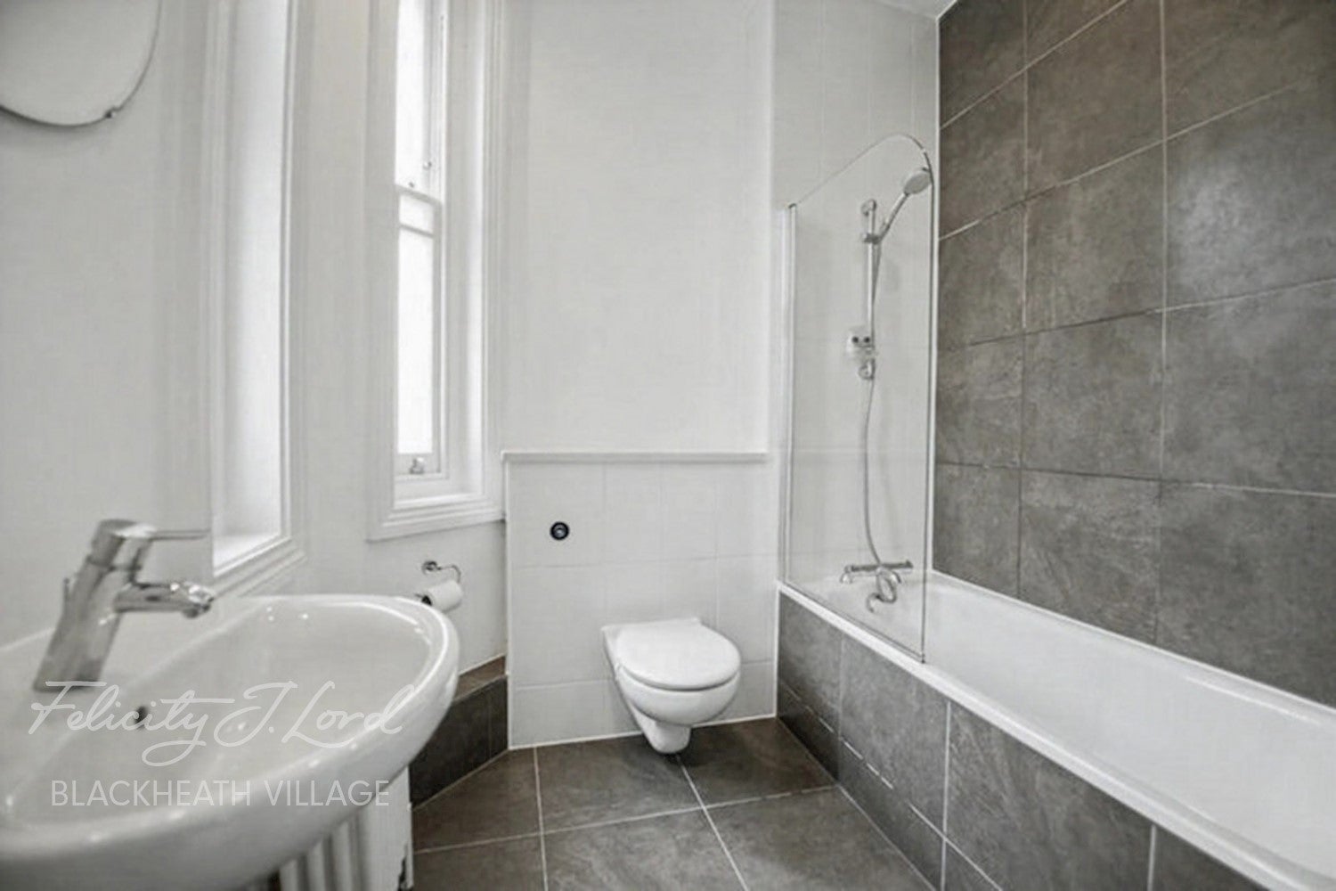 Flat Langhorne Street in Greater London