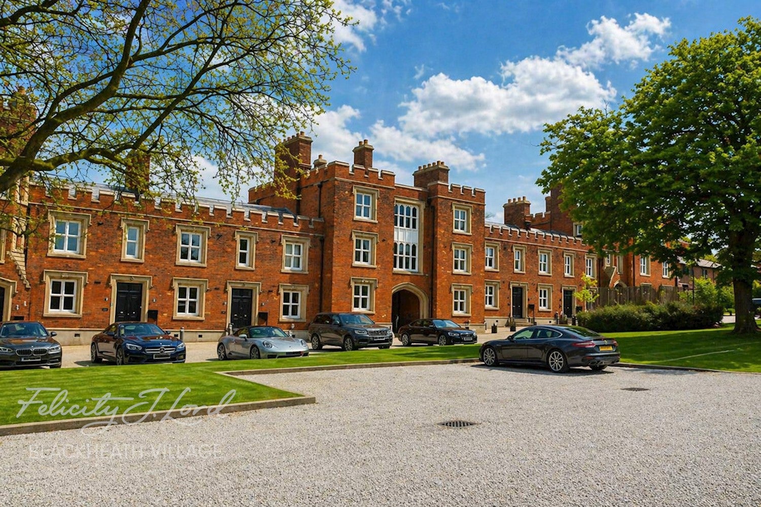 Flat Langhorne Street in Greater London
