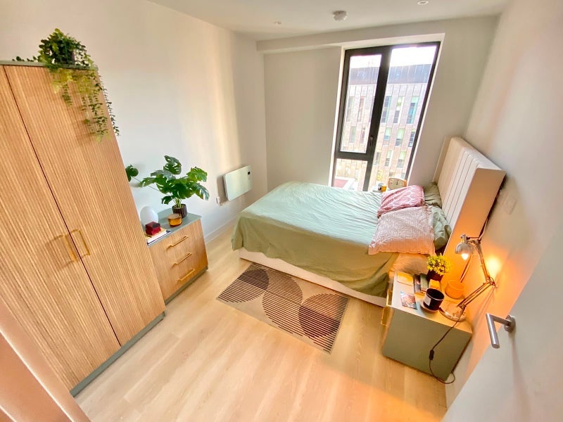 Room Dutton Street in Manchester