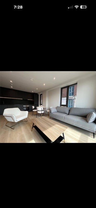 Room Dutton Street in Manchester