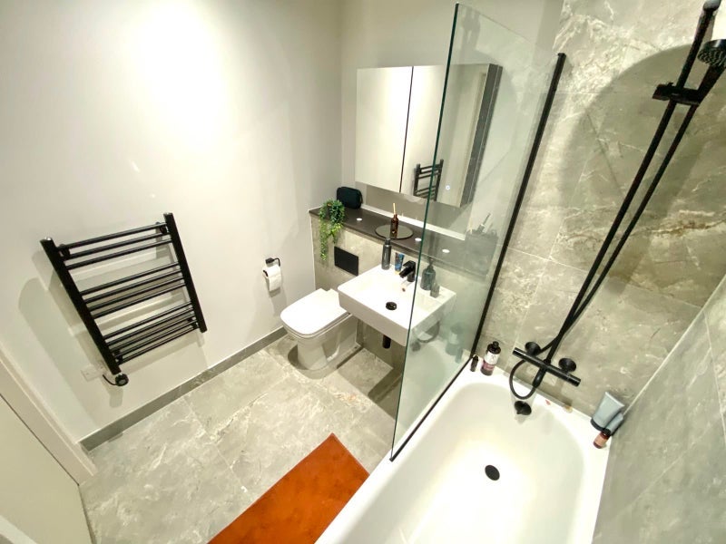 Room Dutton Street in Manchester