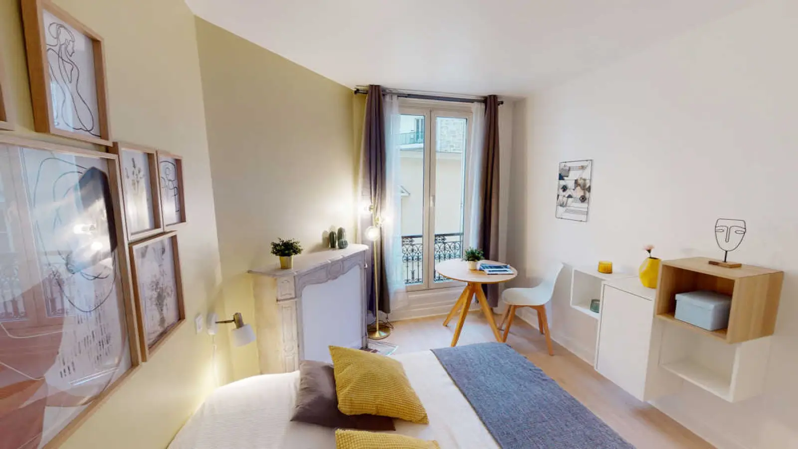 Appartement Rue du Commandant Rivière à Paris