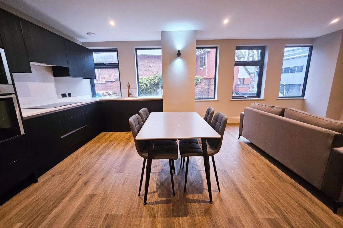 Flat Boughton in Chester