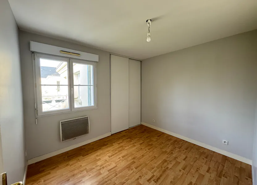 Flat Rue de la Fontaine Blanche in Chambray-lès-Tours