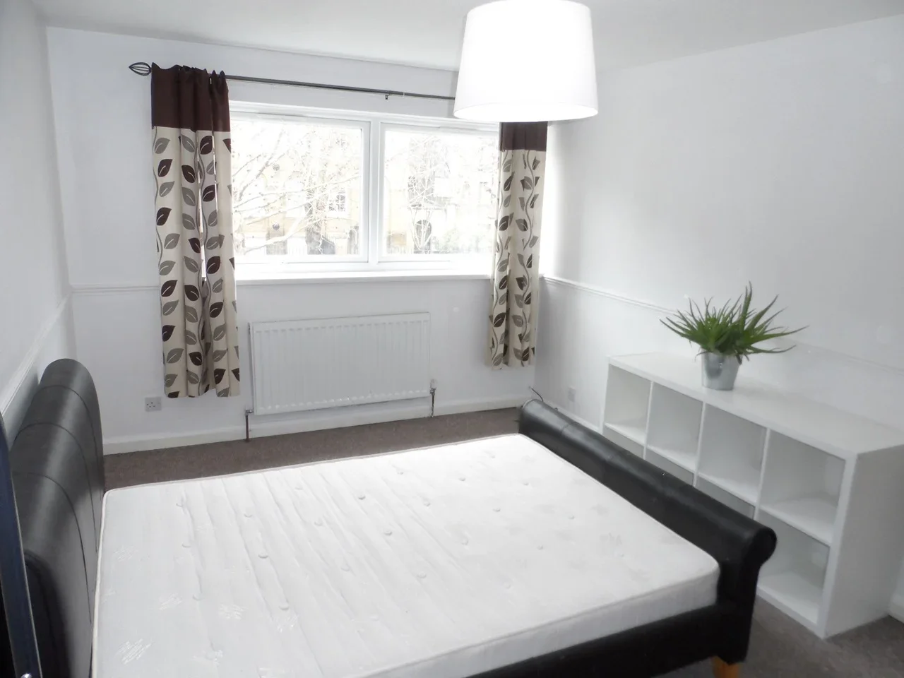 House Leontine Close in Greater London