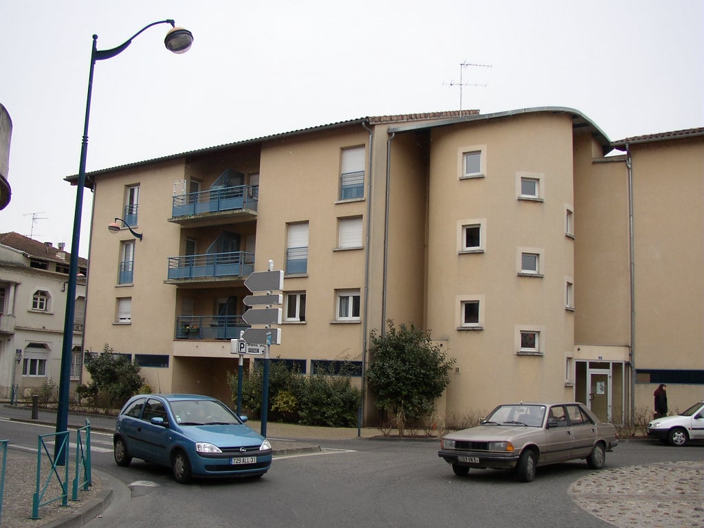 Flat Place Roger Delthil in Moissac