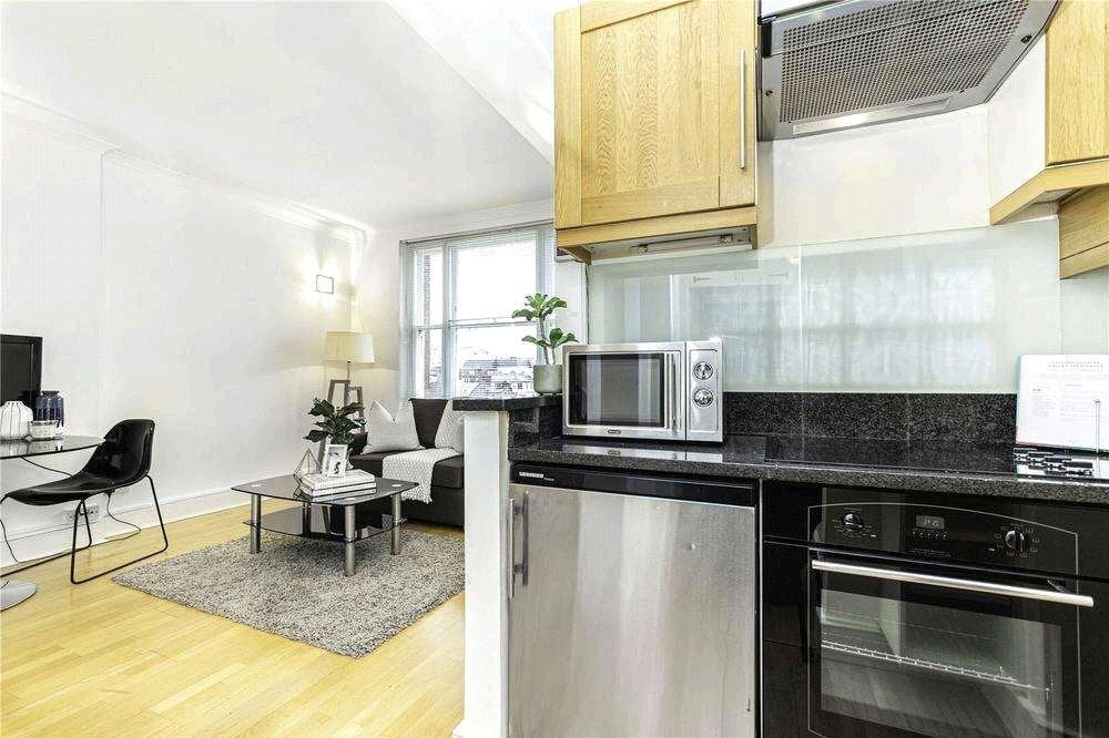 Flat Duke Street in City of Westminster