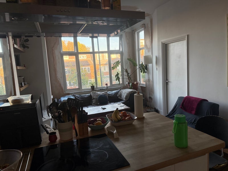 Room Thornton Avenue in Greater London