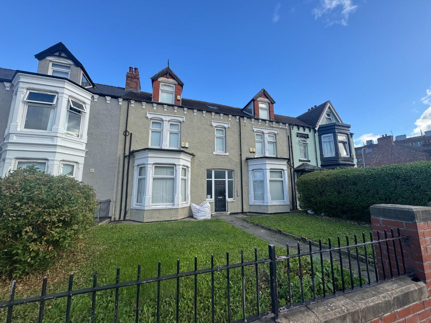 Flat Southfield Road in Middlesbrough