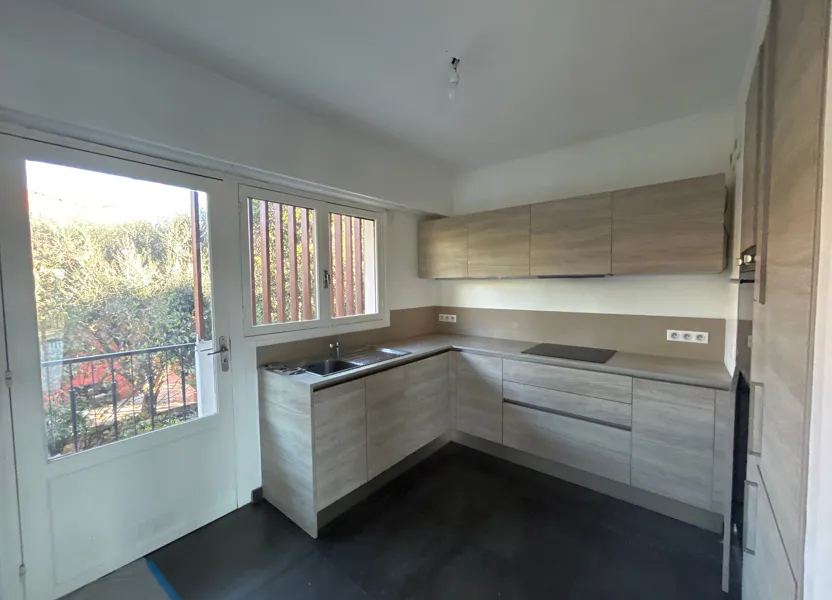 Appartement Avenue Joseph Bougearel à Vence