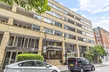 Flat Porchester Terrace North in City of Westminster