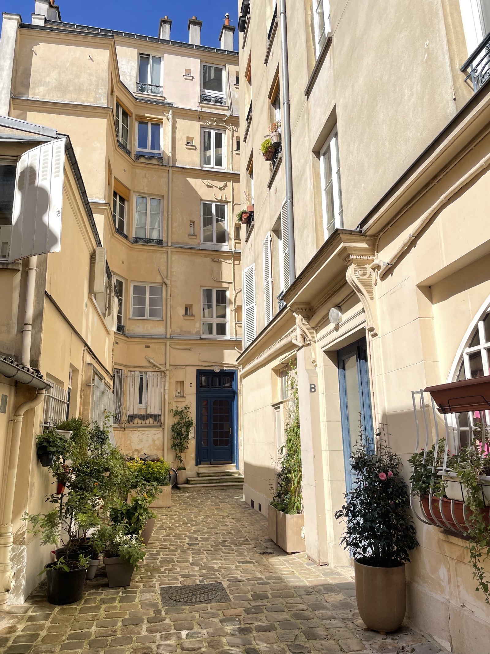 Flat Rue Saint-Antoine in Paris