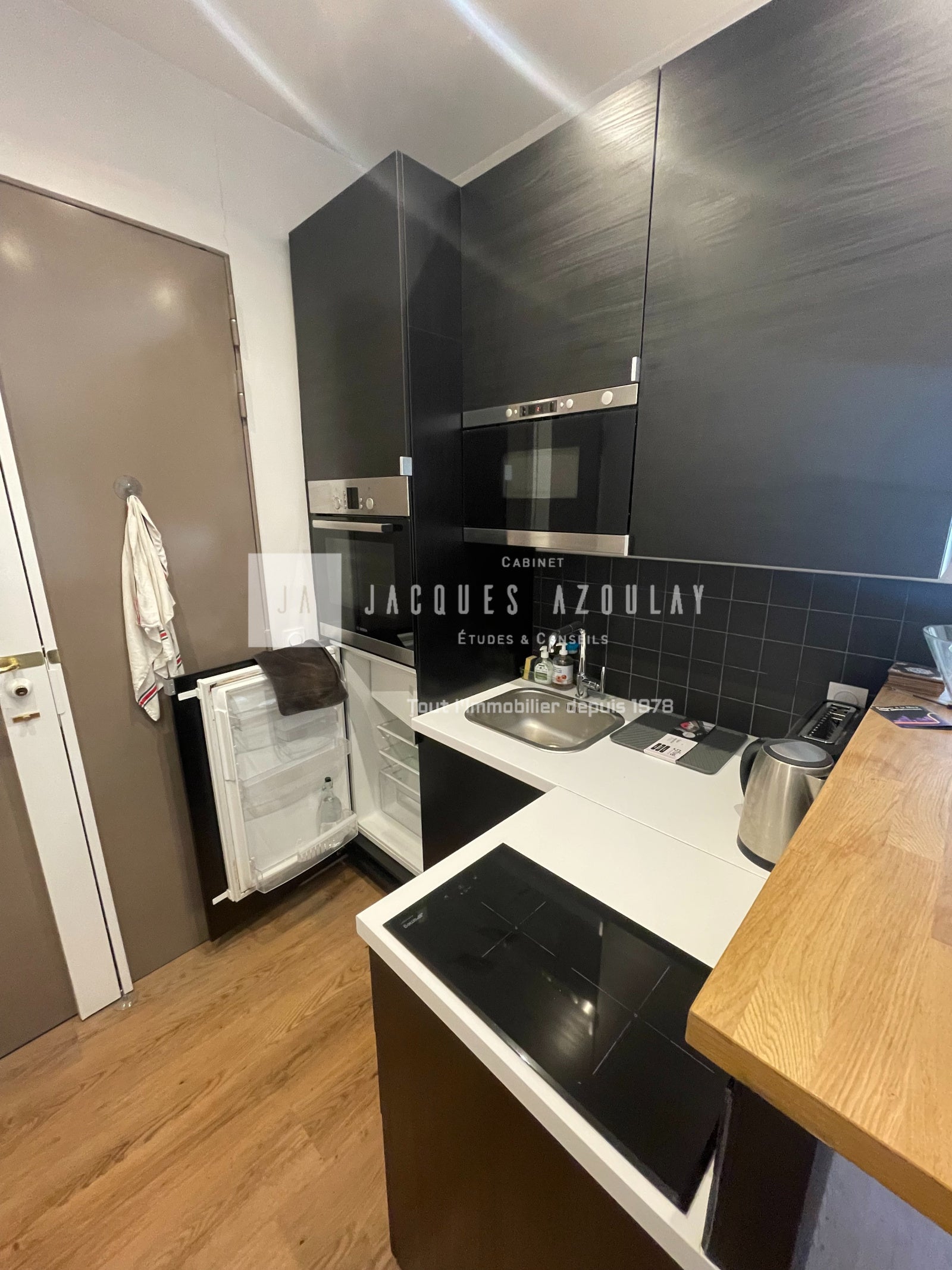 Flat Rue Saint-Antoine in Paris