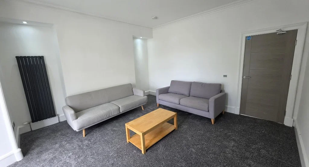 Room King Street in Aberdeen City