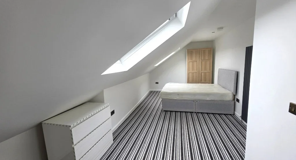 Room King Street in Aberdeen City