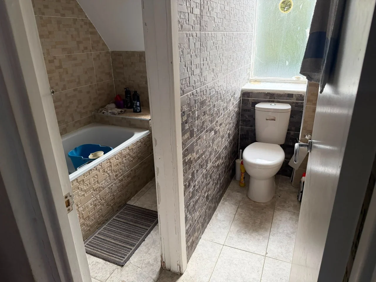 Flat Watling Avenue in Greater London