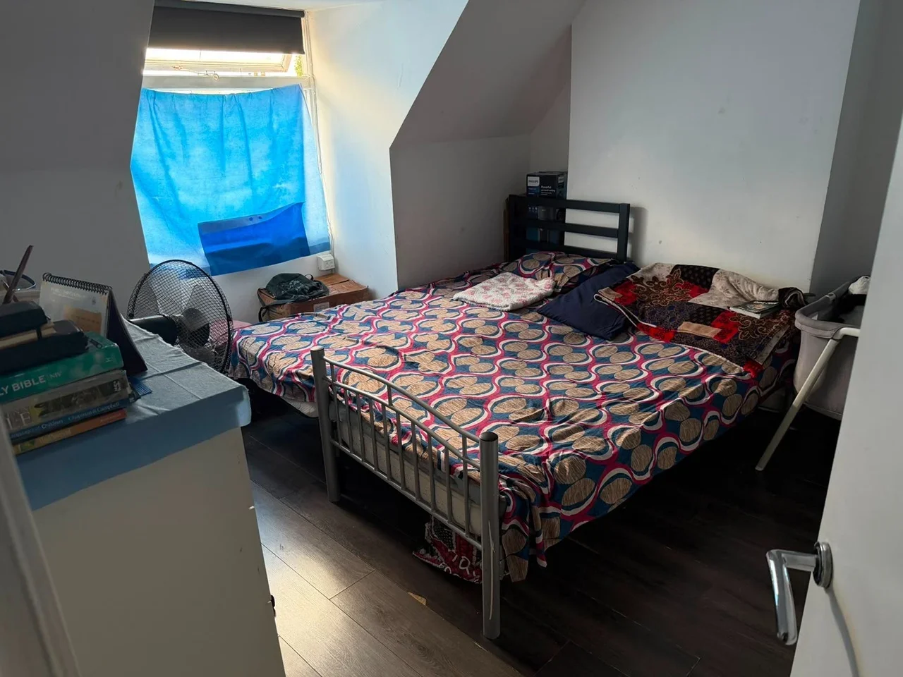 Flat Watling Avenue in Greater London