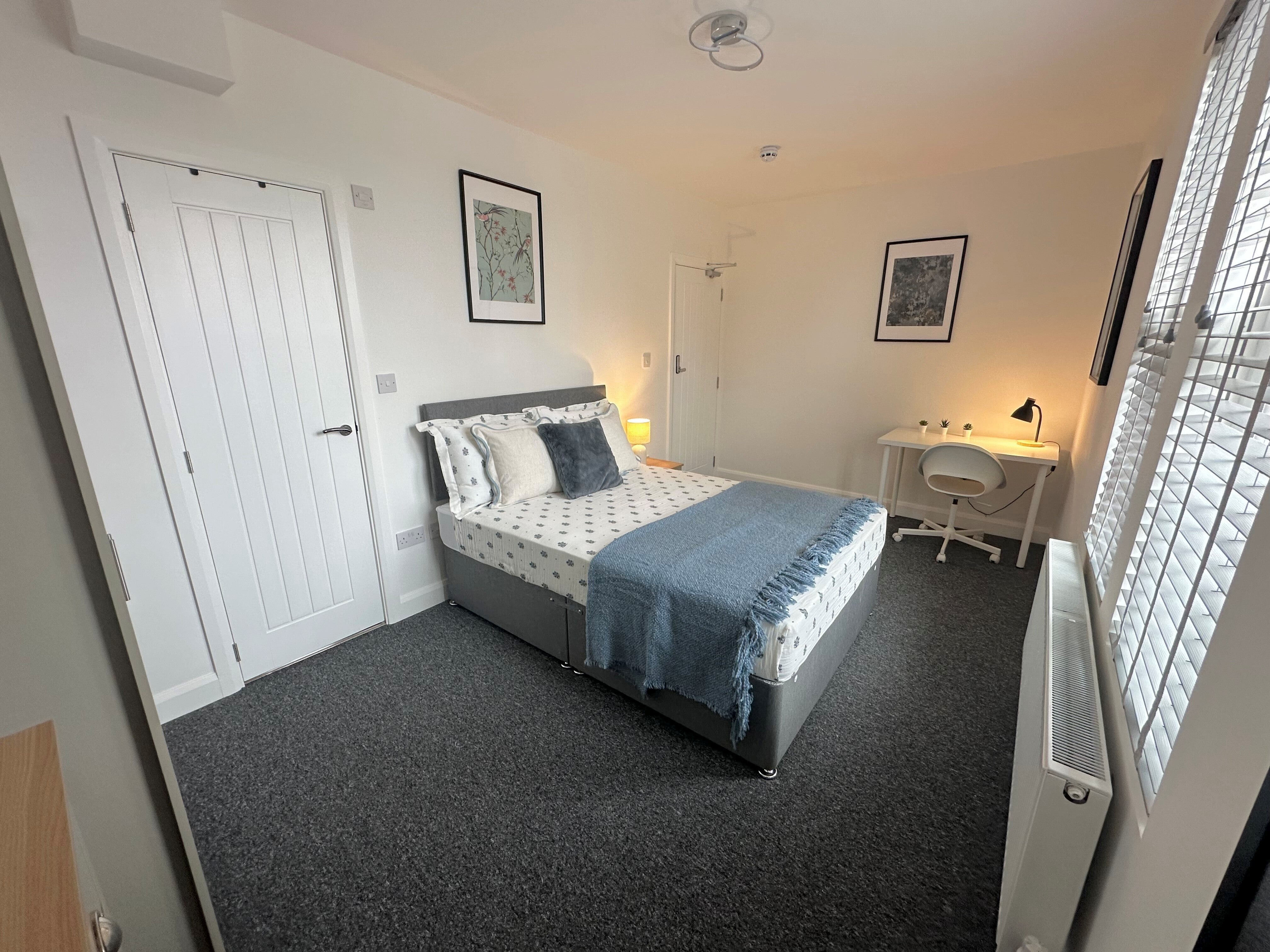 Room Waterloo Road in Sandwell