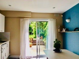 Room Penshurst Road in Greater London