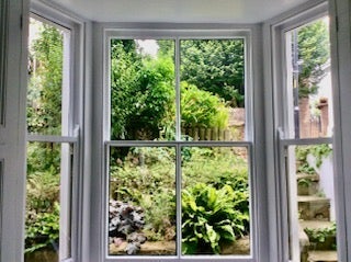 Room Penshurst Road in Greater London
