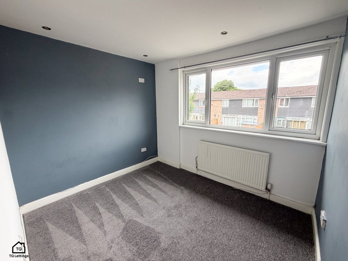 House Thirsk Avenue in Trafford