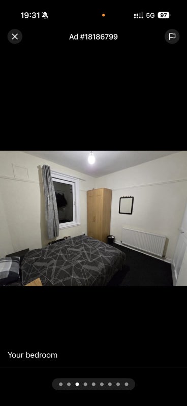 Room Stenhouse Crescent in City of Edinburgh