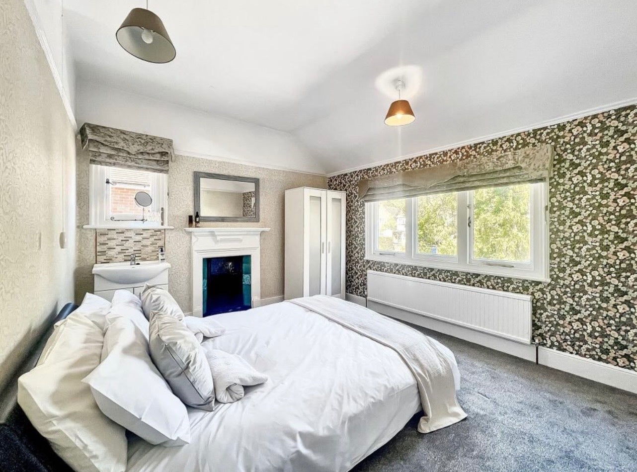 House Foxley Lane in Greater London